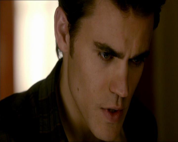 VampireDiariesWorld_dot_org-104FamilyTies0290.jpg