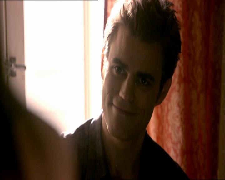 VampireDiariesWorld_dot_org-104FamilyTies0337.jpg