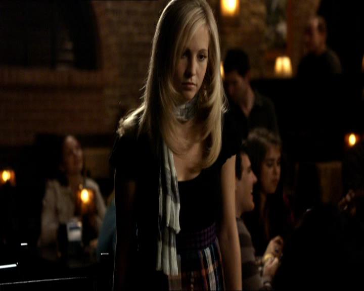 VampireDiariesWorld_dot_org-104FamilyTies0473.jpg