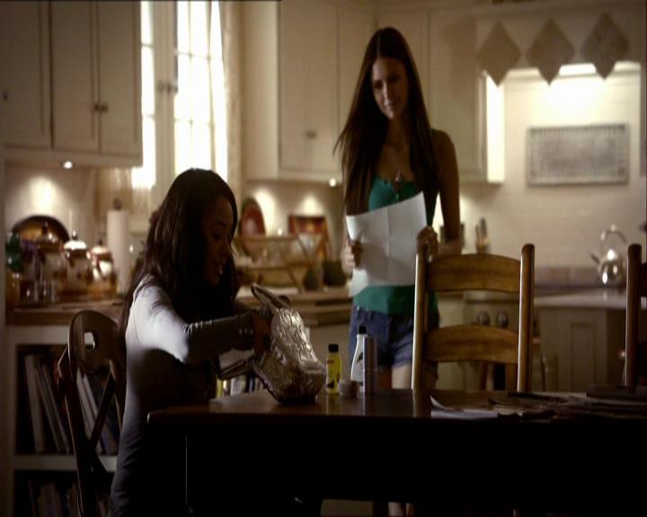 VampireDiariesWorld_dot_org-104FamilyTies0744.jpg