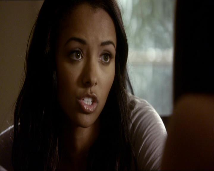 VampireDiariesWorld_dot_org-104FamilyTies0764.jpg