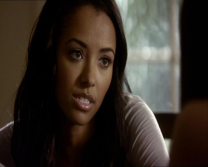 VampireDiariesWorld_dot_org-104FamilyTies0767.jpg