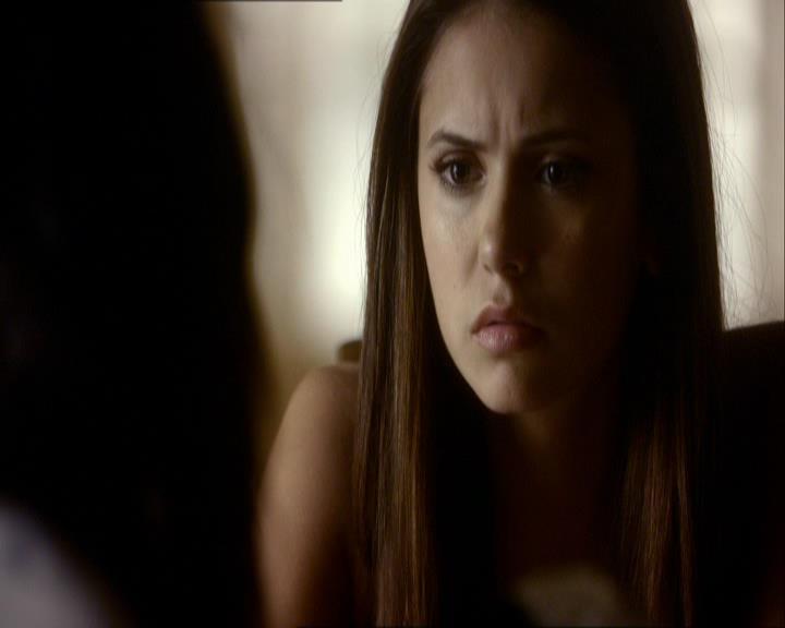 VampireDiariesWorld_dot_org-104FamilyTies0779.jpg