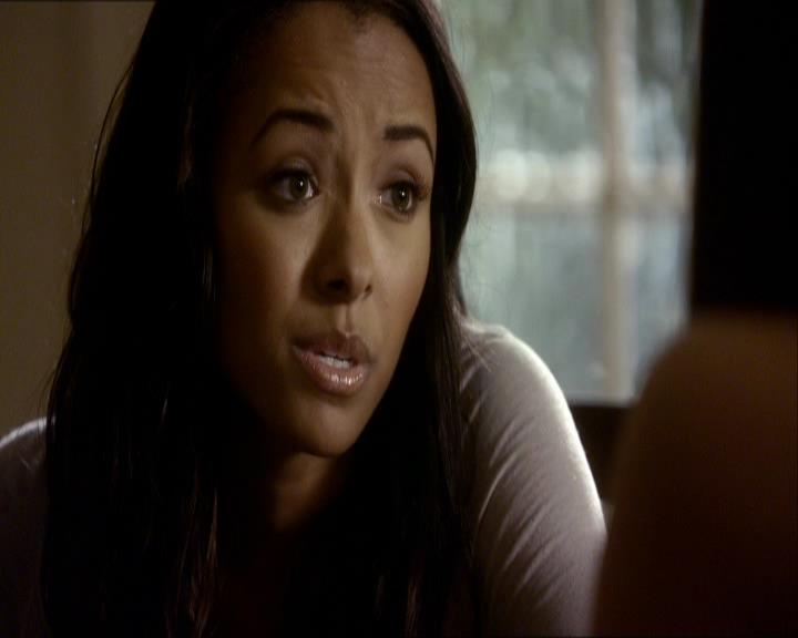 VampireDiariesWorld_dot_org-104FamilyTies0783.jpg