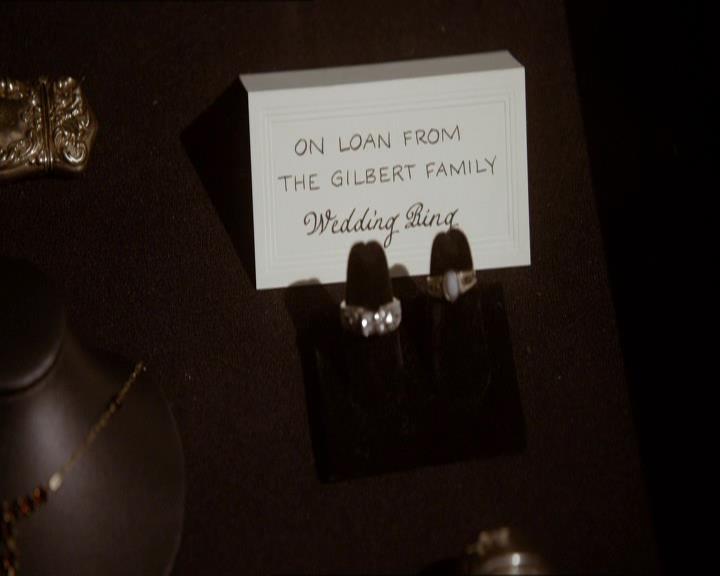 VampireDiariesWorld_dot_org-104FamilyTies1189.jpg