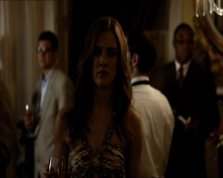 VampireDiariesWorld_dot_org-104FamilyTies1198.jpg