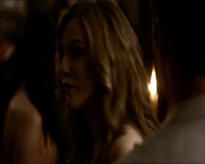 VampireDiariesWorld_dot_org-104FamilyTies1214.jpg