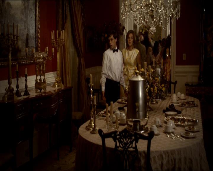 VampireDiariesWorld_dot_org-104FamilyTies1879.jpg VampireDiariesWorld_dot_org-104FamilyTies1879.jpg