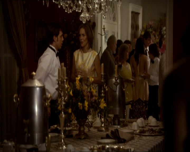 VampireDiariesWorld_dot_org-104FamilyTies1884.jpg VampireDiariesWorld_dot_org-104FamilyTies1884.jpg