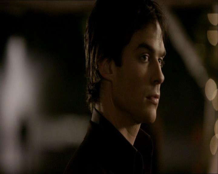 VampireDiariesWorld_dot_org-104FamilyTies1981.jpg