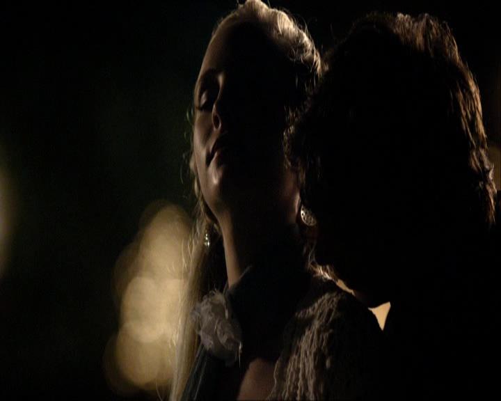 VampireDiariesWorld_dot_org-104FamilyTies2131.jpg