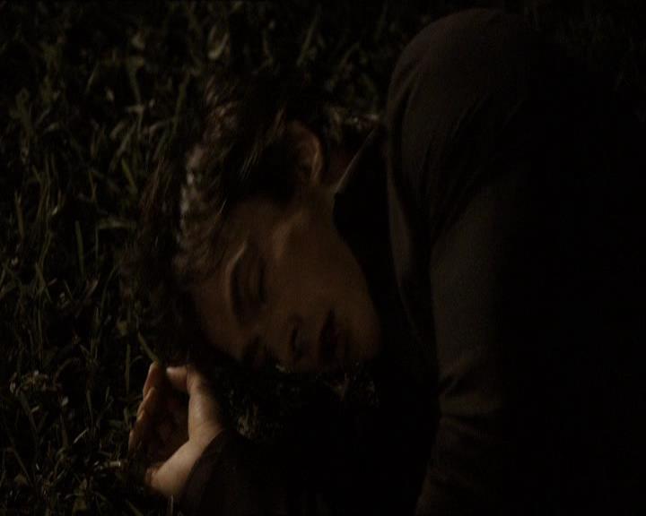 VampireDiariesWorld_dot_org-104FamilyTies2163.jpg VampireDiariesWorld_dot_org-104FamilyTies2163.jpg