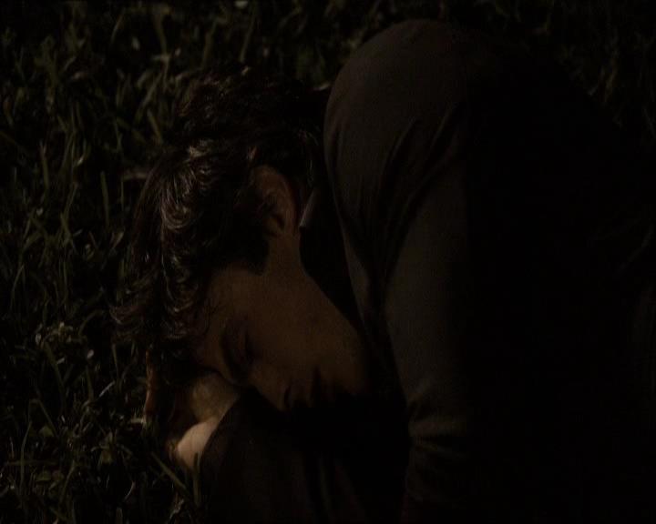 VampireDiariesWorld_dot_org-104FamilyTies2164.jpg VampireDiariesWorld_dot_org-104FamilyTies2164.jpg