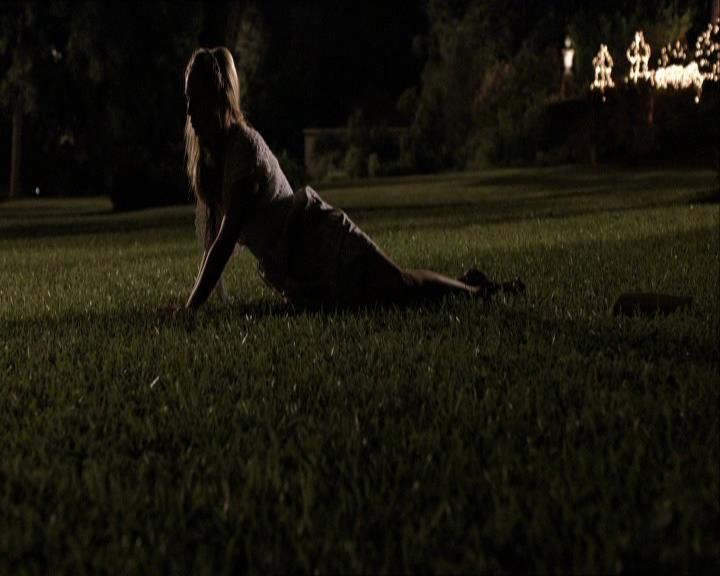 VampireDiariesWorld_dot_org-104FamilyTies2177.jpg
