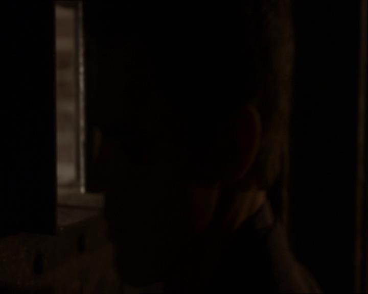 VampireDiariesWorld_dot_org-104FamilyTies2224.jpg