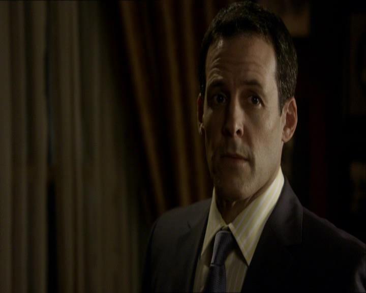 VampireDiariesWorld_dot_org-104FamilyTies2249.jpg