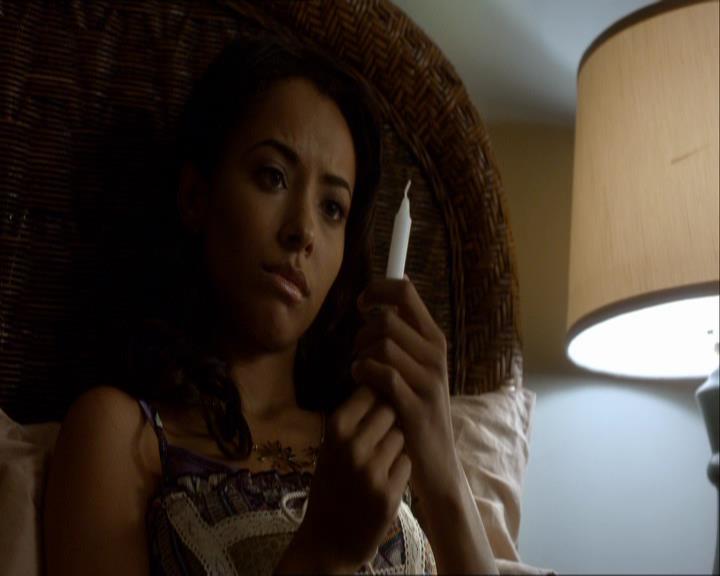 VampireDiariesWorld_dot_org-105YoureUndeadToMe0256.jpg