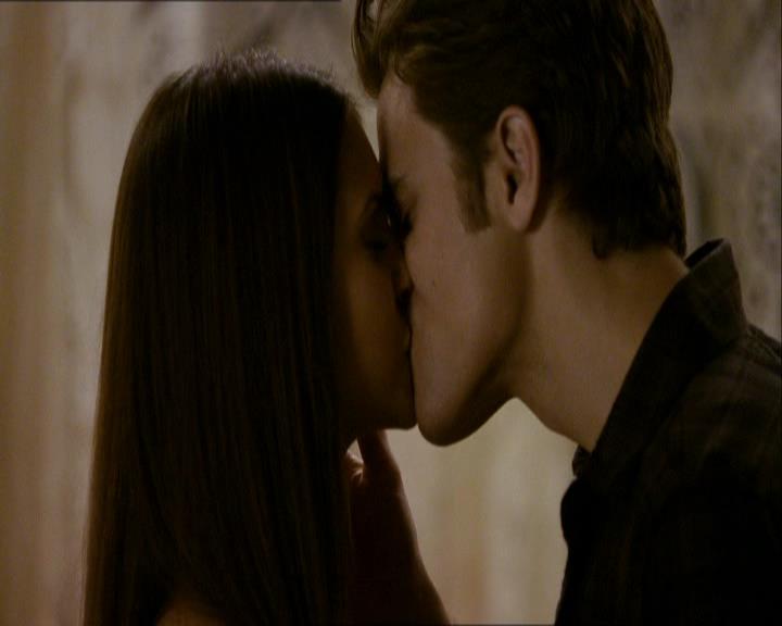 VampireDiariesWorld_dot_org-105YoureUndeadToMe0997.jpg