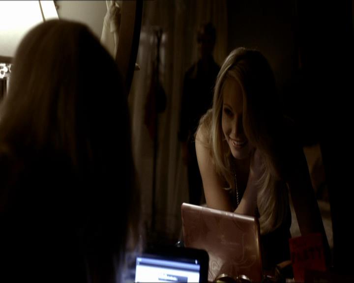 VampireDiariesWorld_dot_org-105YoureUndeadToMe1025.jpg