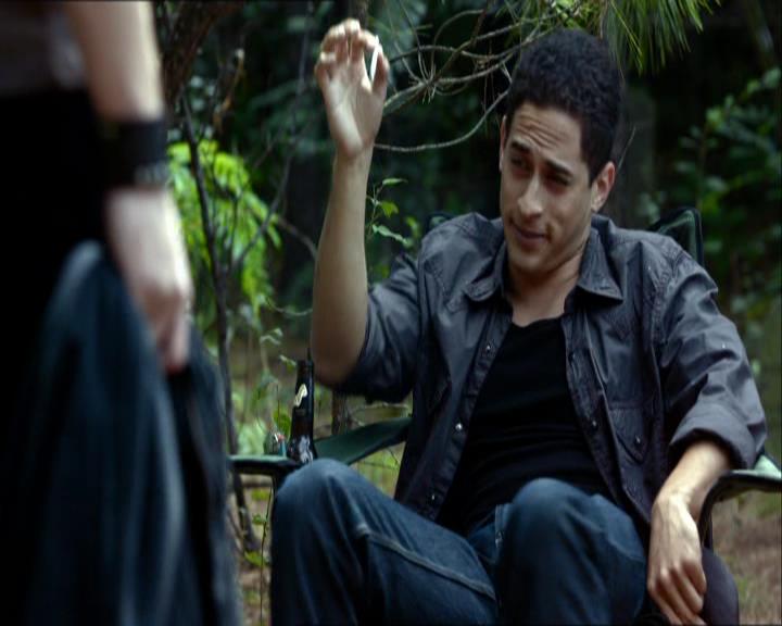 VampireDiariesWorld_dot_org-105YoureUndeadToMe1493.jpg