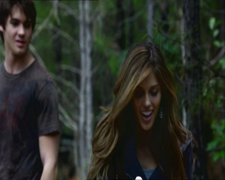 VampireDiariesWorld_dot_org-105YoureUndeadToMe1495.jpg