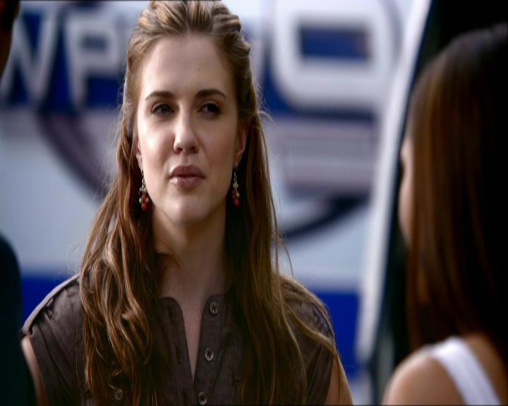 VampireDiariesWorld_dot_org-105YoureUndeadToMe1525.jpg