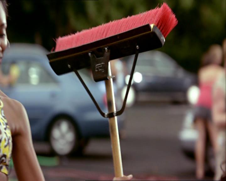 VampireDiariesWorld_dot_org-105YoureUndeadToMe1740.jpg