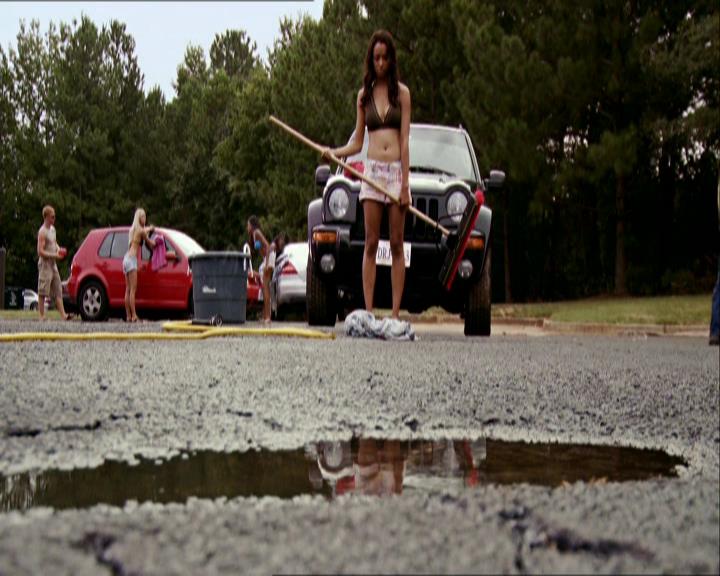 VampireDiariesWorld_dot_org-105YoureUndeadToMe1753.jpg