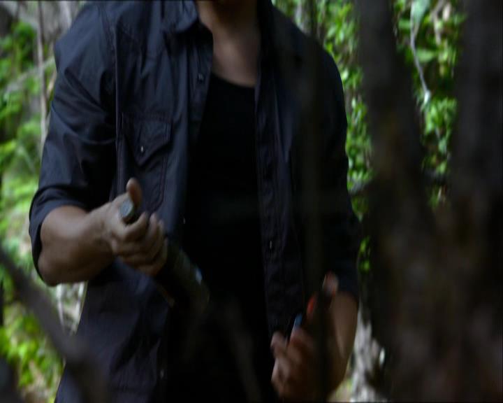 VampireDiariesWorld_dot_org-105YoureUndeadToMe1850.jpg VampireDiariesWorld_dot_org-105YoureUndeadToMe1850.jpg