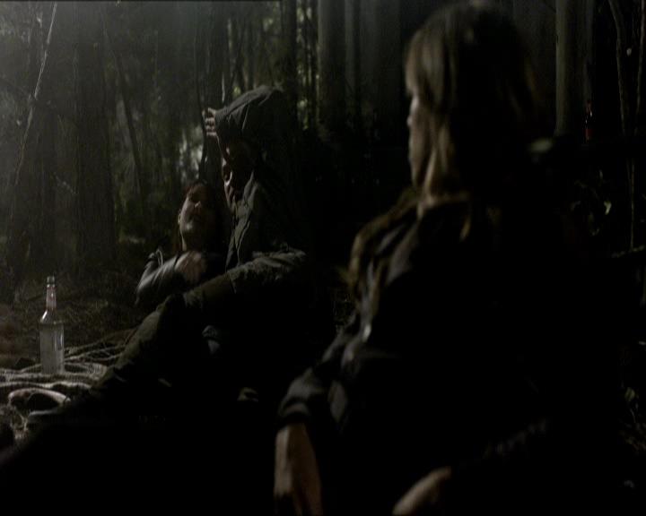 VampireDiariesWorld_dot_org-105YoureUndeadToMe2181.jpg