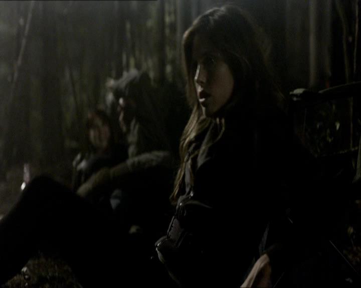 VampireDiariesWorld_dot_org-105YoureUndeadToMe2183.jpg