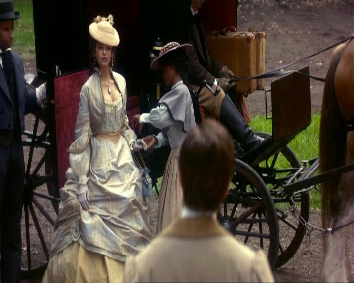 VampireDiariesWorld_dot_org-106LostGirls0069.jpg