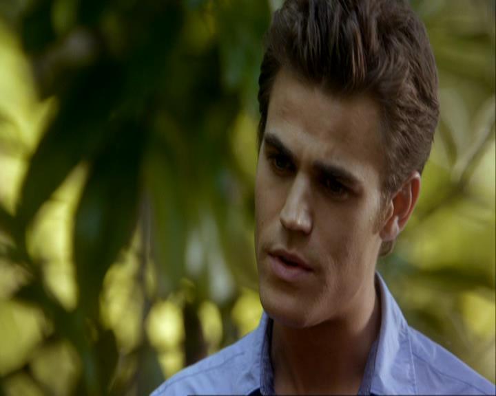 VampireDiariesWorld_dot_org-106LostGirls0916.jpg