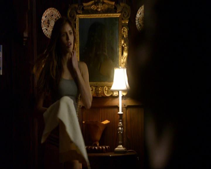 VampireDiariesWorld_dot_org-106LostGirls0929.jpg