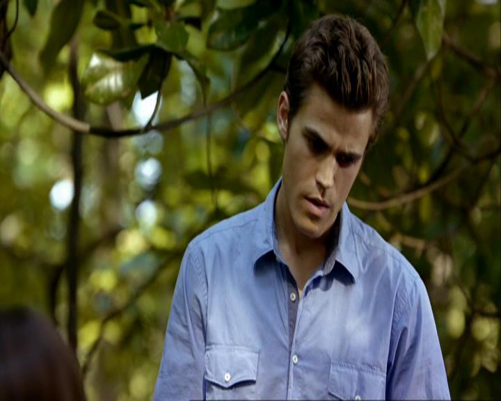 VampireDiariesWorld_dot_org-106LostGirls0975.jpg