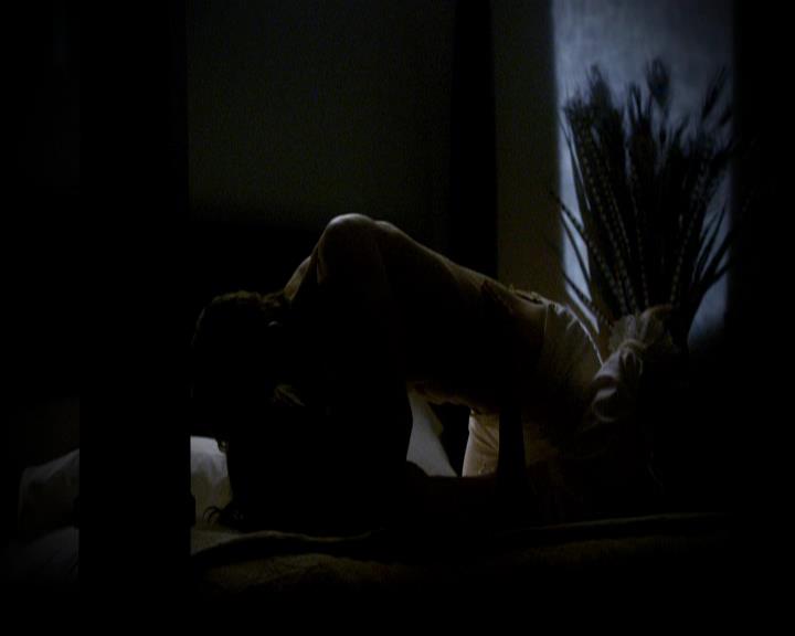 VampireDiariesWorld_dot_org-106LostGirls0990.jpg
