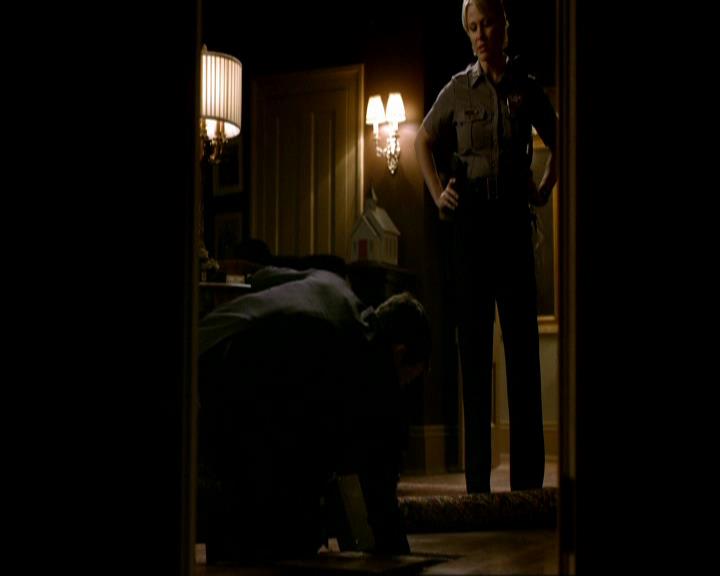 VampireDiariesWorld_dot_org-106LostGirls1134.jpg VampireDiariesWorld_dot_org-106LostGirls1134.jpg