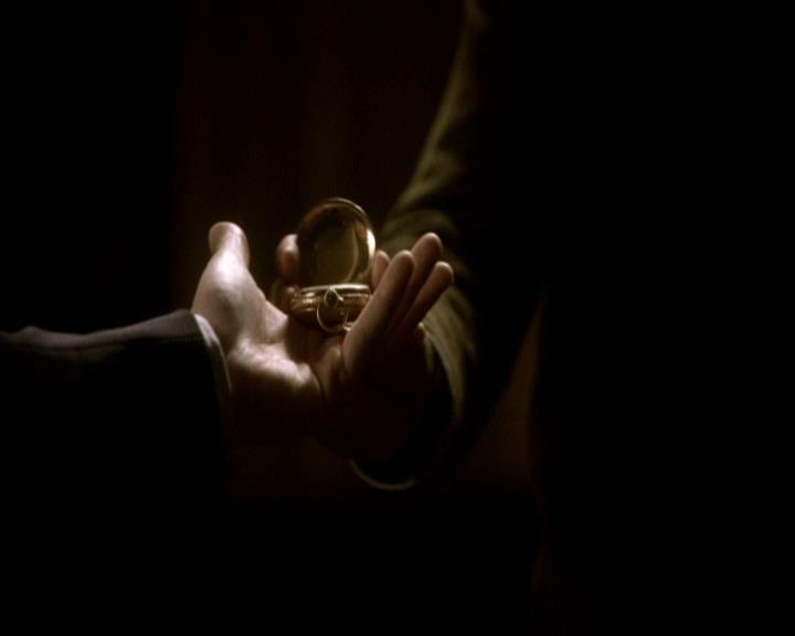VampireDiariesWorld_dot_org-106LostGirls1174.jpg