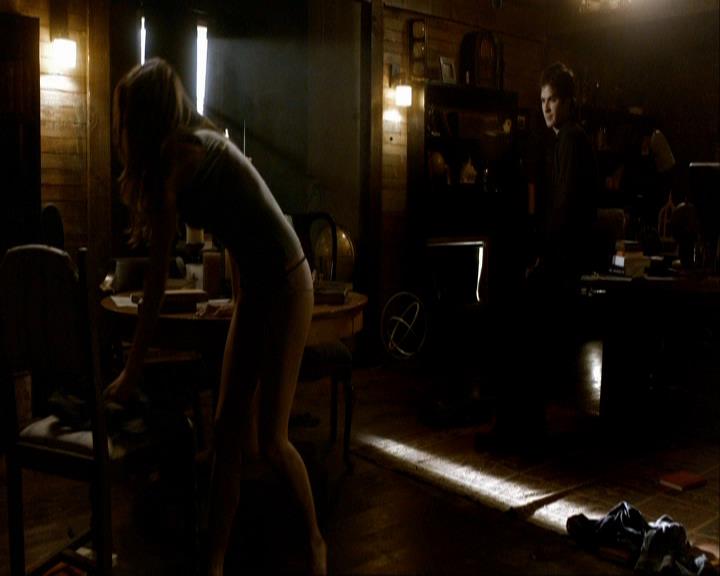 VampireDiariesWorld_dot_org-106LostGirls1389.jpg