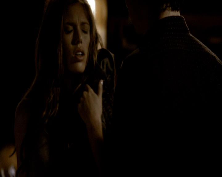 VampireDiariesWorld_dot_org-106LostGirls1397.jpg