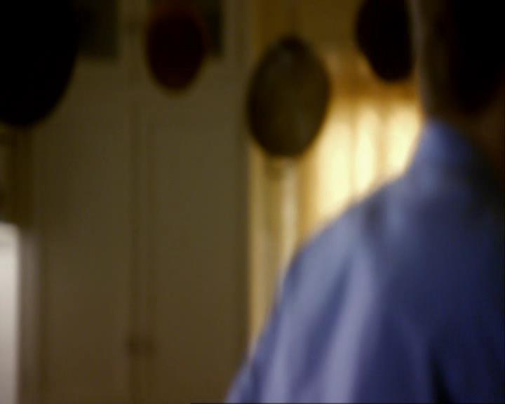 VampireDiariesWorld_dot_org-106LostGirls1644.jpg