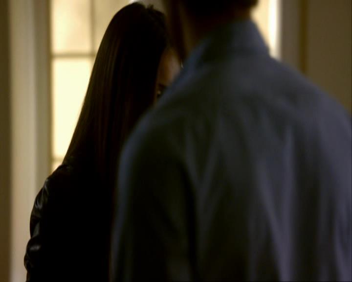 VampireDiariesWorld_dot_org-106LostGirls1691.jpg