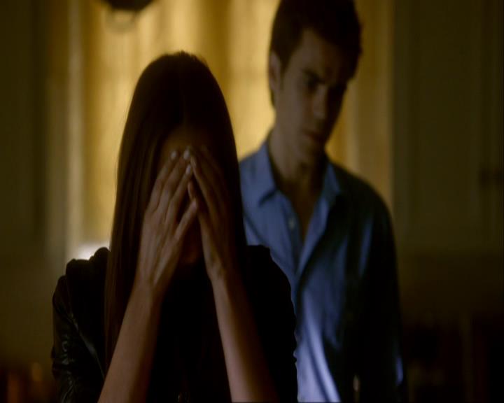 VampireDiariesWorld_dot_org-106LostGirls1695.jpg