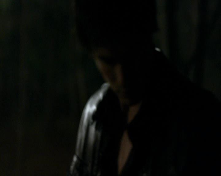 VampireDiariesWorld_dot_org-106LostGirls2118.jpg