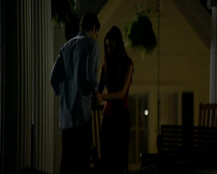 VampireDiariesWorld_dot_org-106LostGirls2147.jpg