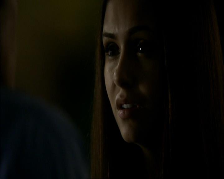 VampireDiariesWorld_dot_org-106LostGirls2204.jpg