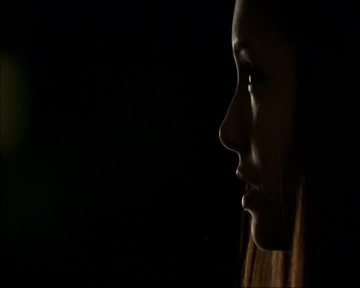 VampireDiariesWorld_dot_org-106LostGirls2211.jpg