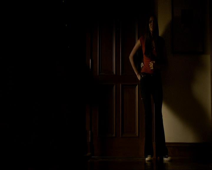 VampireDiariesWorld_dot_org-106LostGirls2244.jpg