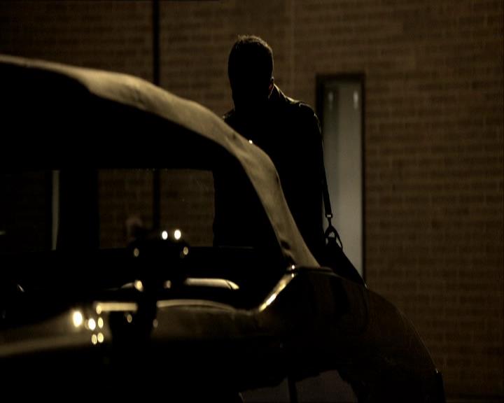 VampireDiariesWorld_dot_org-107Haunted0018.jpg