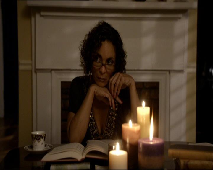 VampireDiariesWorld_dot_org-107Haunted1742.jpg